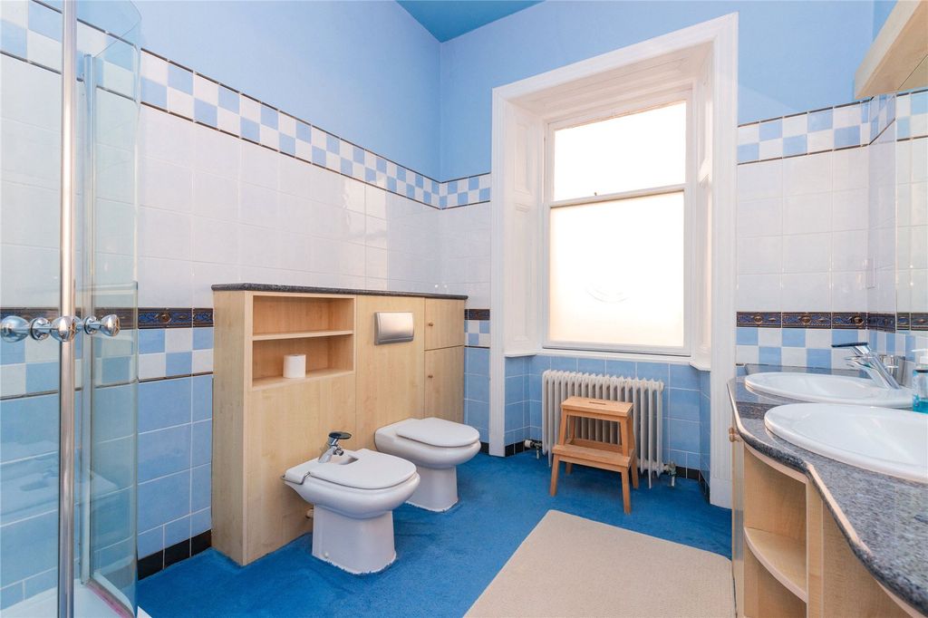 Additional image 16 of 4 bed flat for saleCleveden Road, Glasgow G12