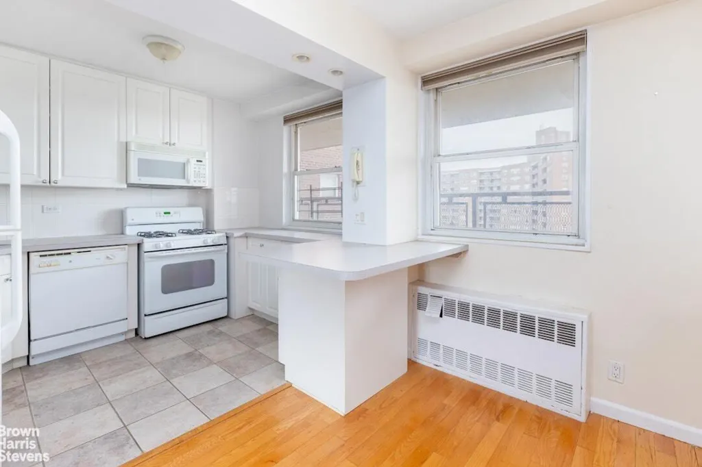 Property photo 3 of 18 <Alttext/>