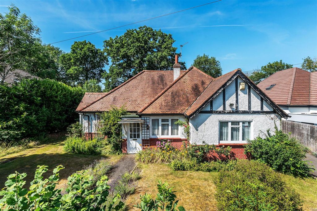Property photo 1 of 17 12-Harriotts-Lane-16.Jpg