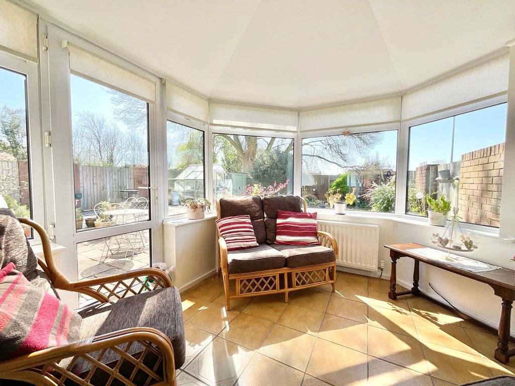 Property photo 3 of 32