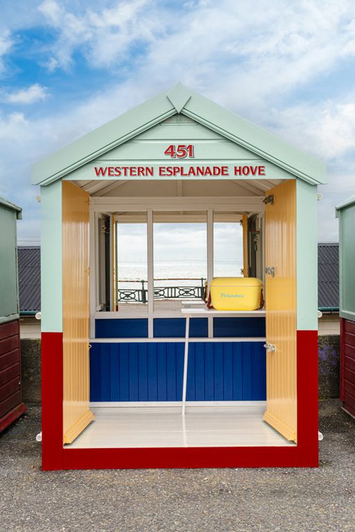 Property photo 1 of 32