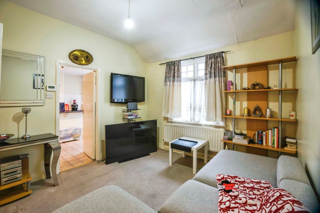 Property photo 2 of 14 Reception Room