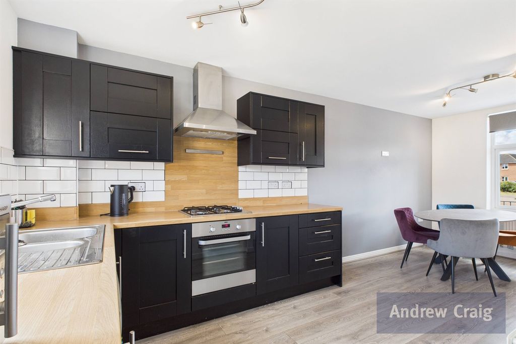 Property photo 2 of 22 Kitchen Diner