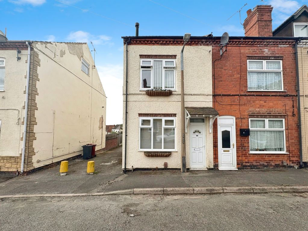 Property photo 1 of 17