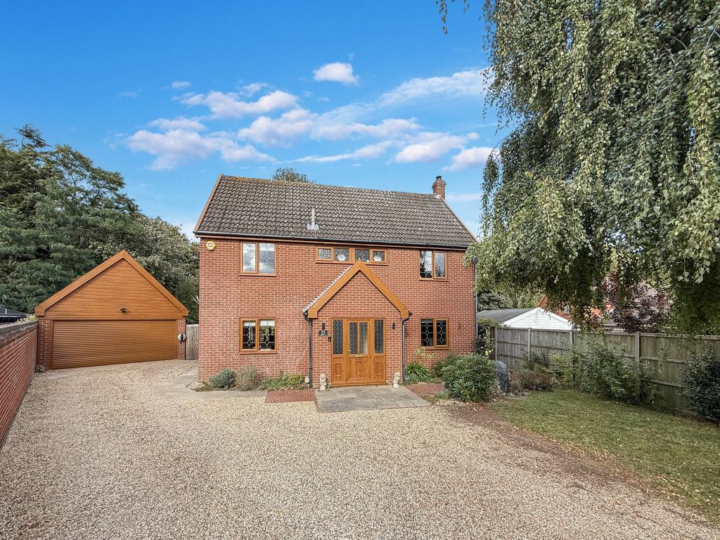 Property photo 1 of 18