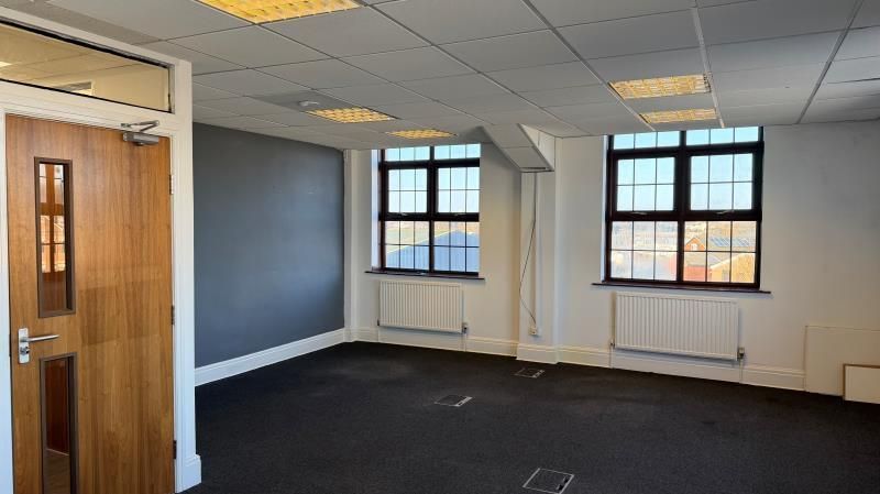 Property photo 2 of 23 Baker Suite