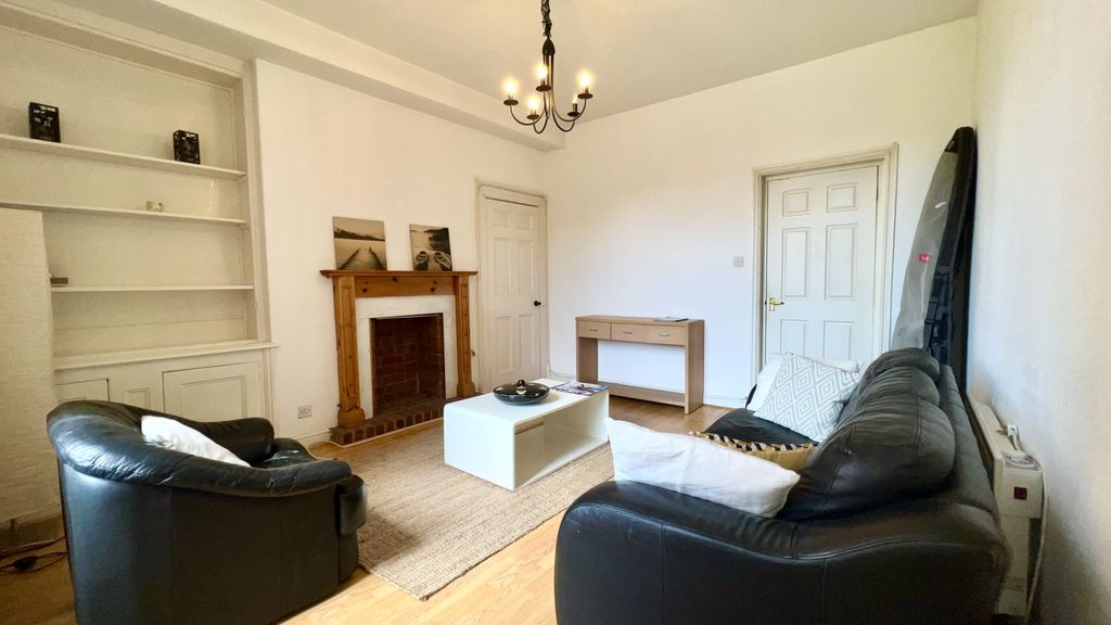 Property photo 3 of 20 Img_4032