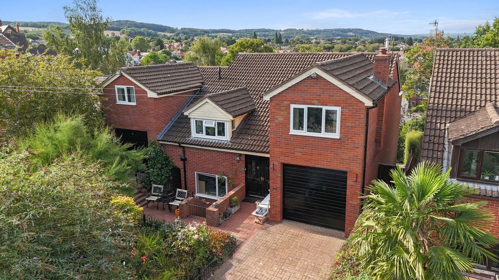 Property photo 3 of 19