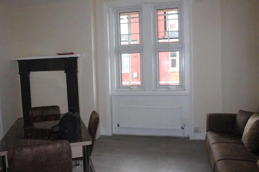Property photo 2 of 9 Img_2925.Jpg