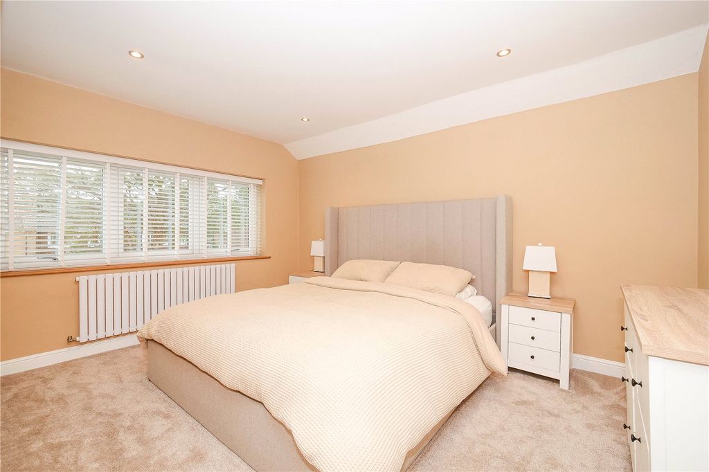 Property photo 2 of 12 Picture No. 07