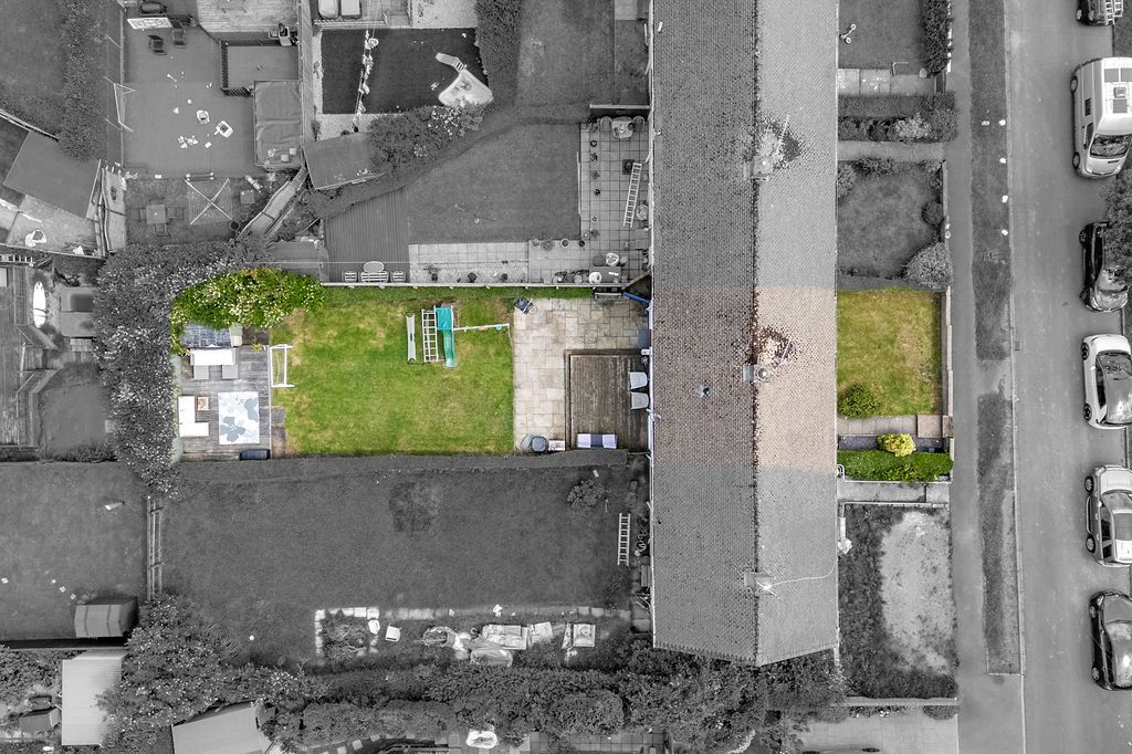 Property photo 3 of 24