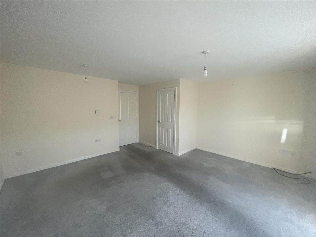 Property photo 2 of 12 Img_1448.Jpeg