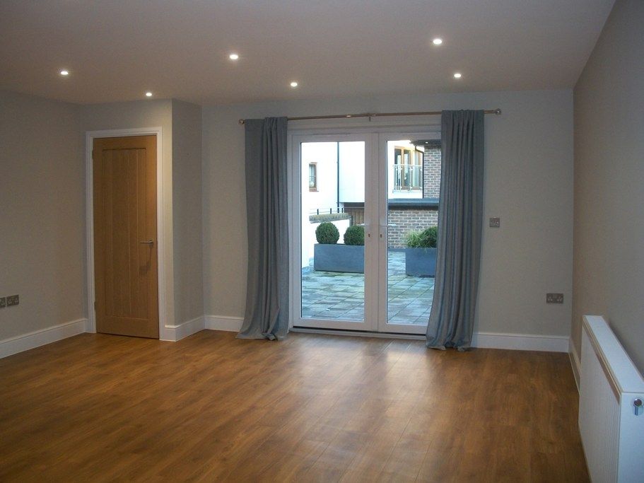 Property photo 2 of 8 Jpg