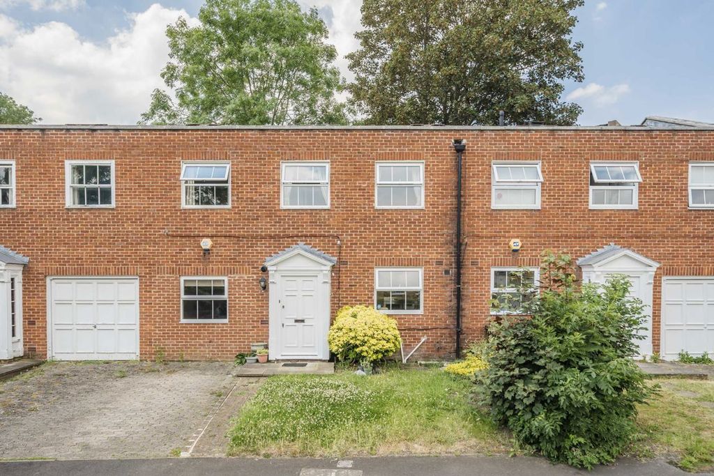 Property photo 1 of 7