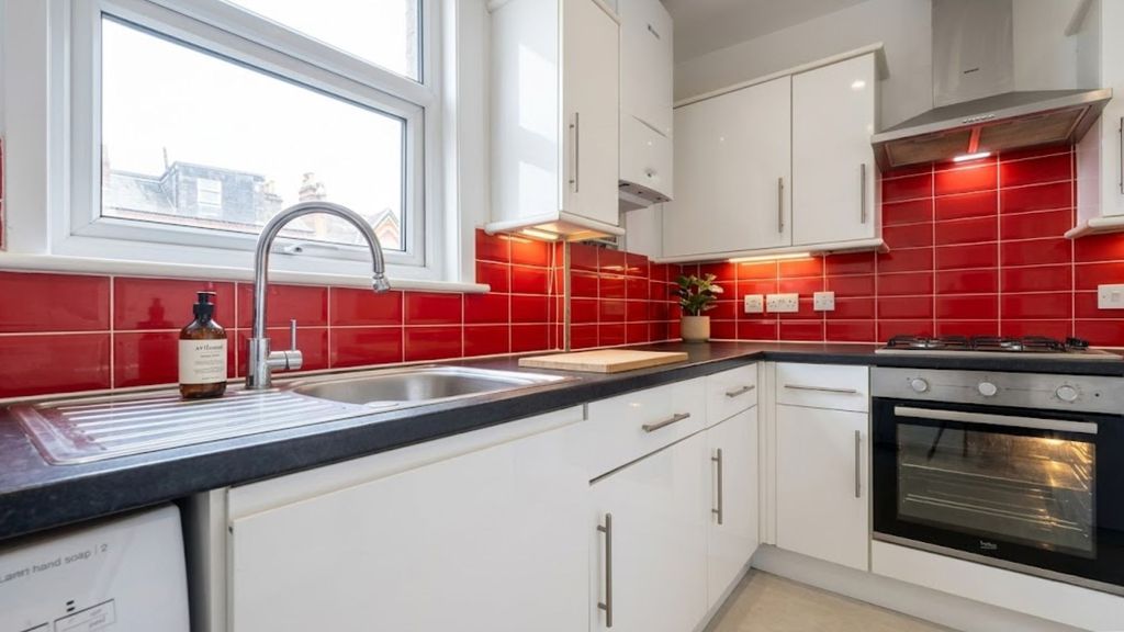 Property photo 3 of 4