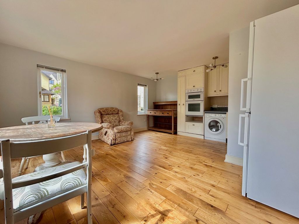 Property photo 2 of 16 Picture No. 64