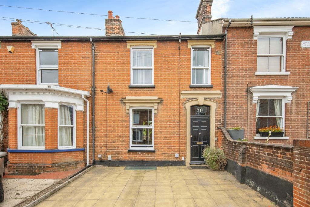 Property photo 1 of 16
