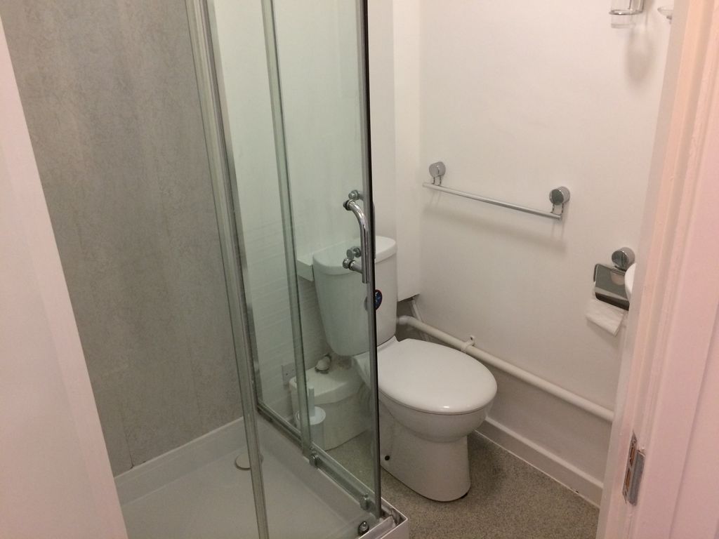 Property photo 2 of 3