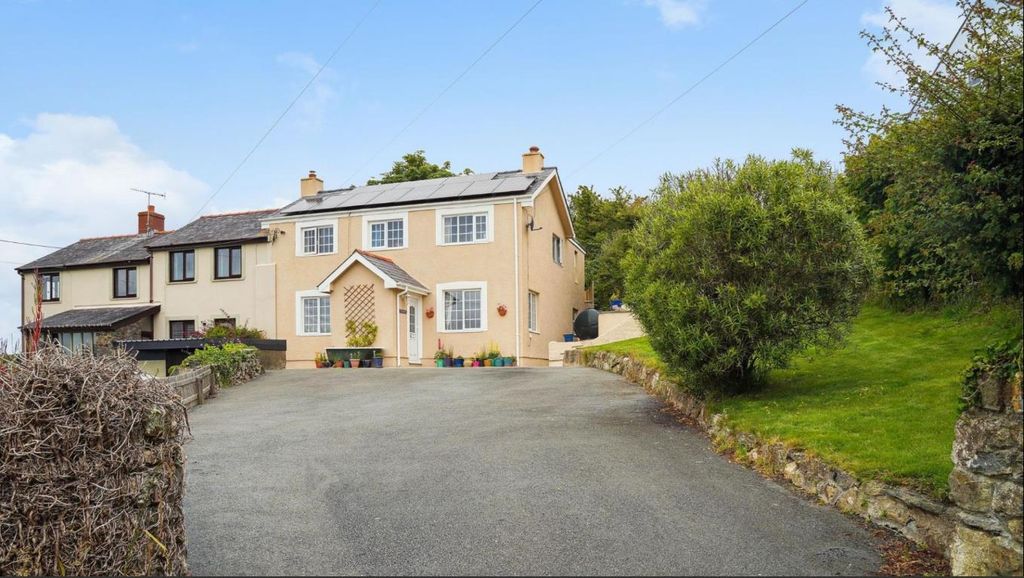 Property photo 1 of 47 Tys.Png