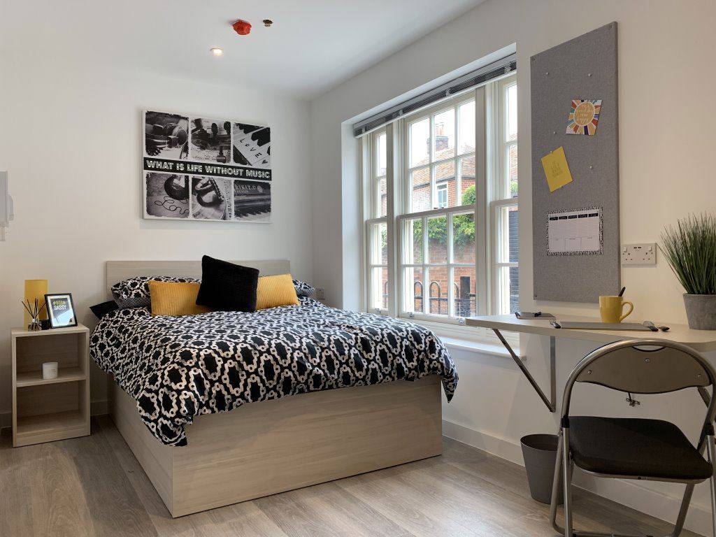 Property photo 3 of 7