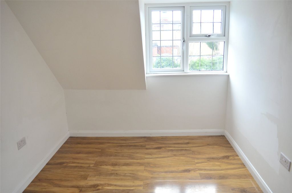 Property photo 3 of 14 Picture No. 22