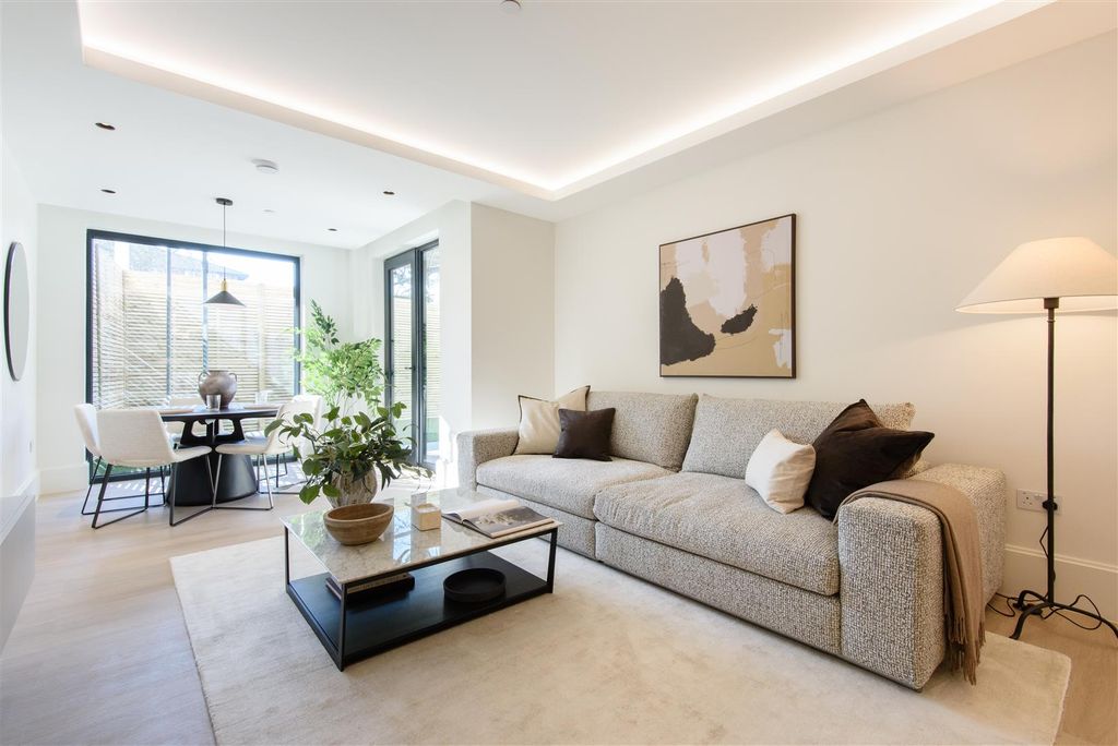 Property photo 2 of 19 Ea-01.Jpg