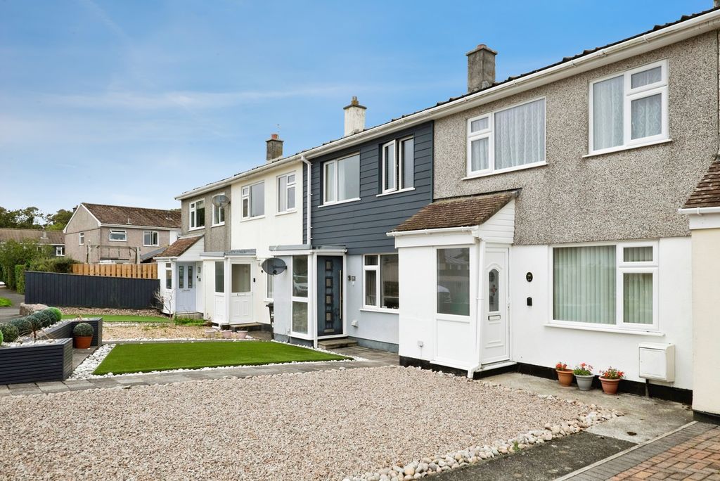 Property photo 2 of 17 Pbox-Img.Jpg