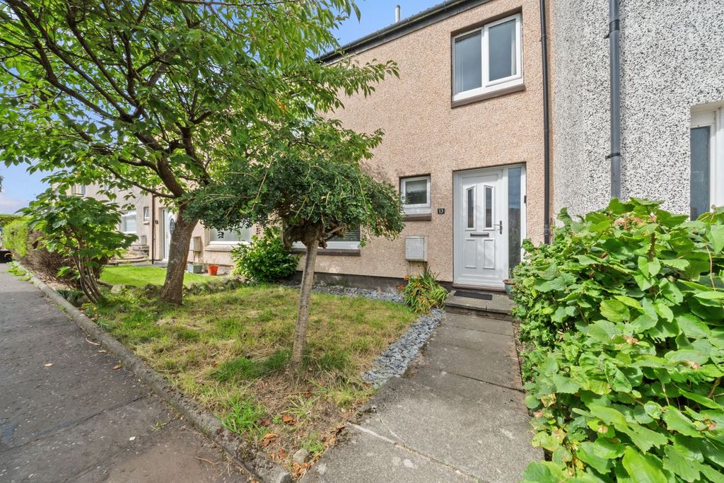 Property photo 2 of 29