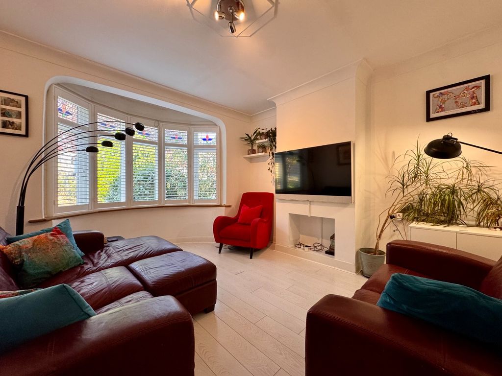 Property photo 2 of 21 90736