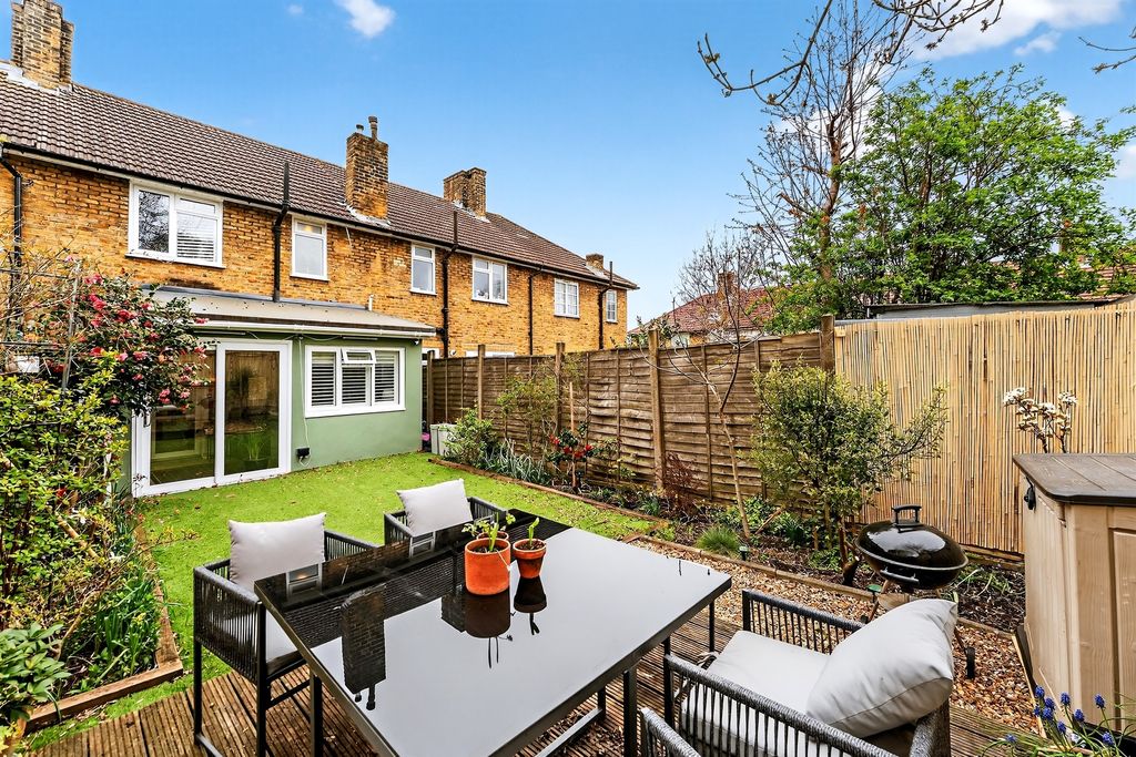 Property photo 1 of 20