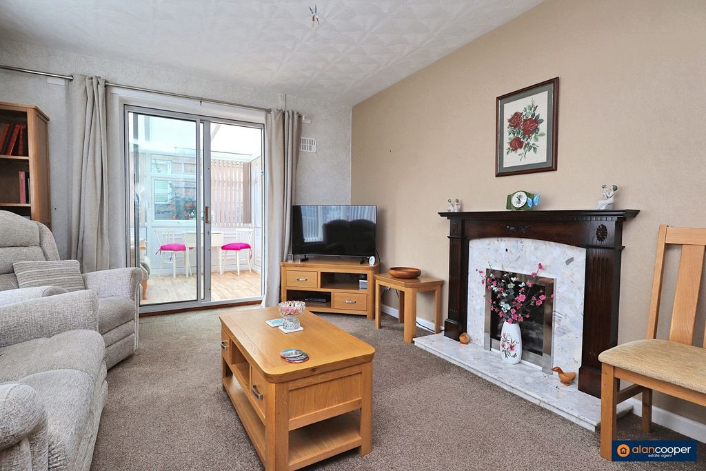 Property photo 3 of 18 4140685