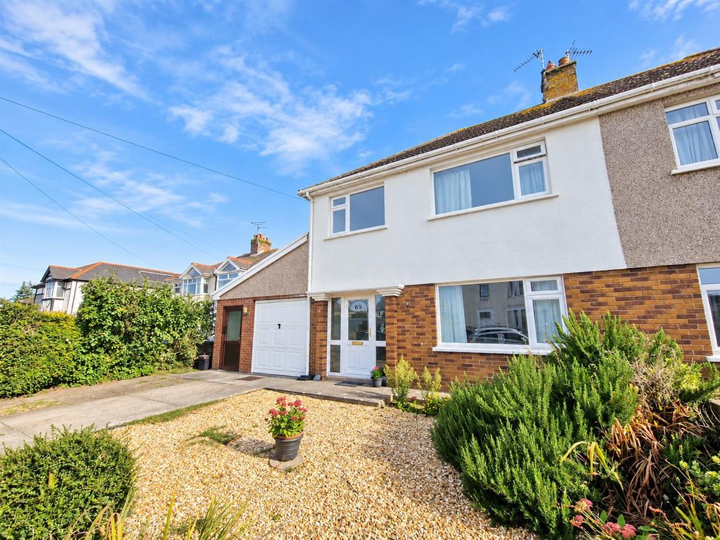 Property photo 1 of 17 517Eea73-A13d-4c88-B93F-9234d5d3d301.Png