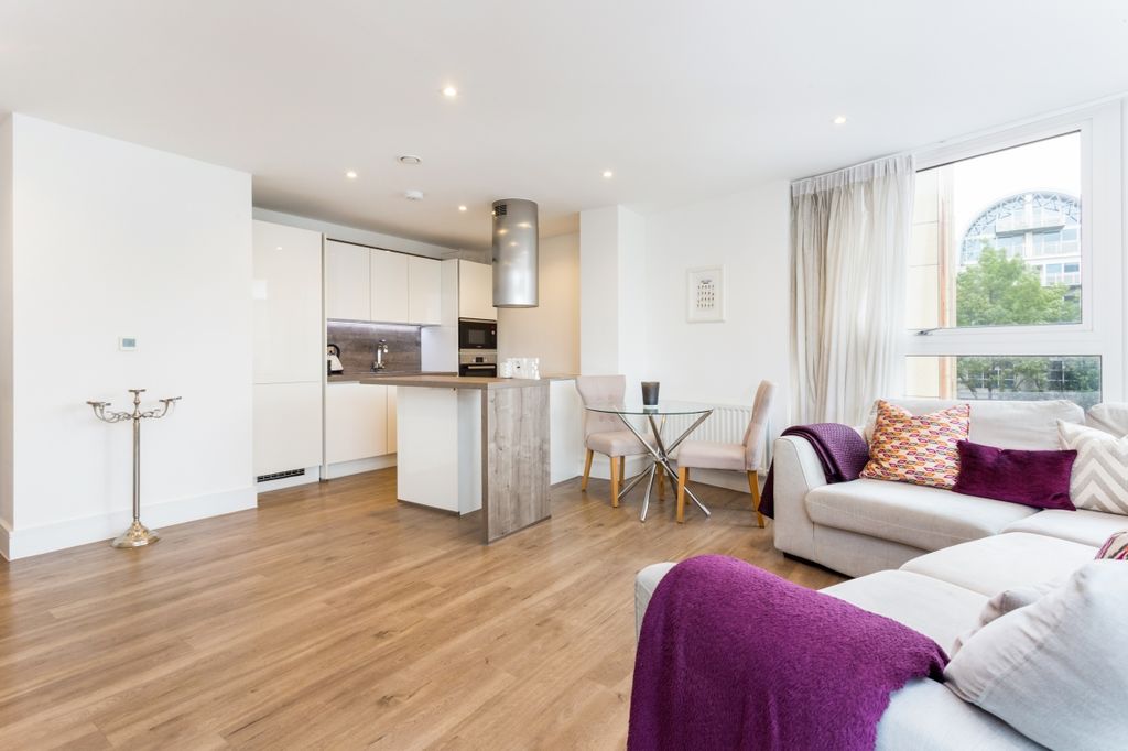 Property photo 2 of 13 2