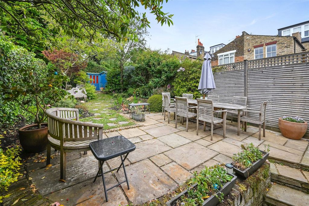 Property photo 3 of 11 Picture No. 06