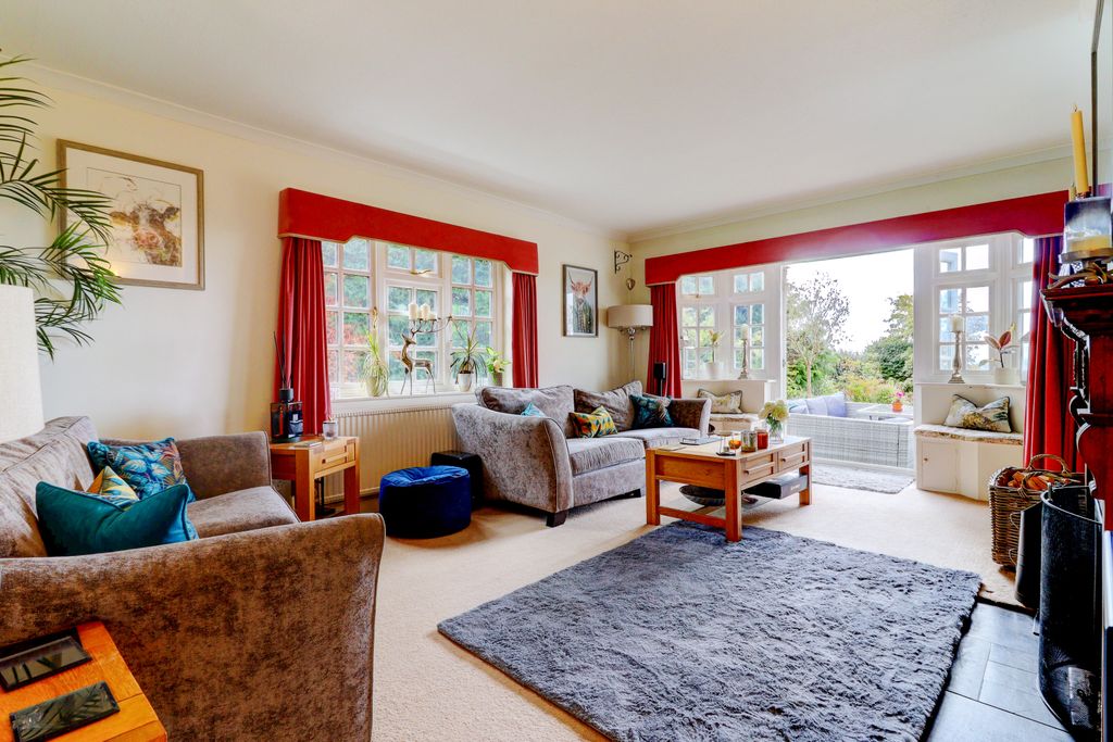 Property photo 3 of 21 Picture No. 27