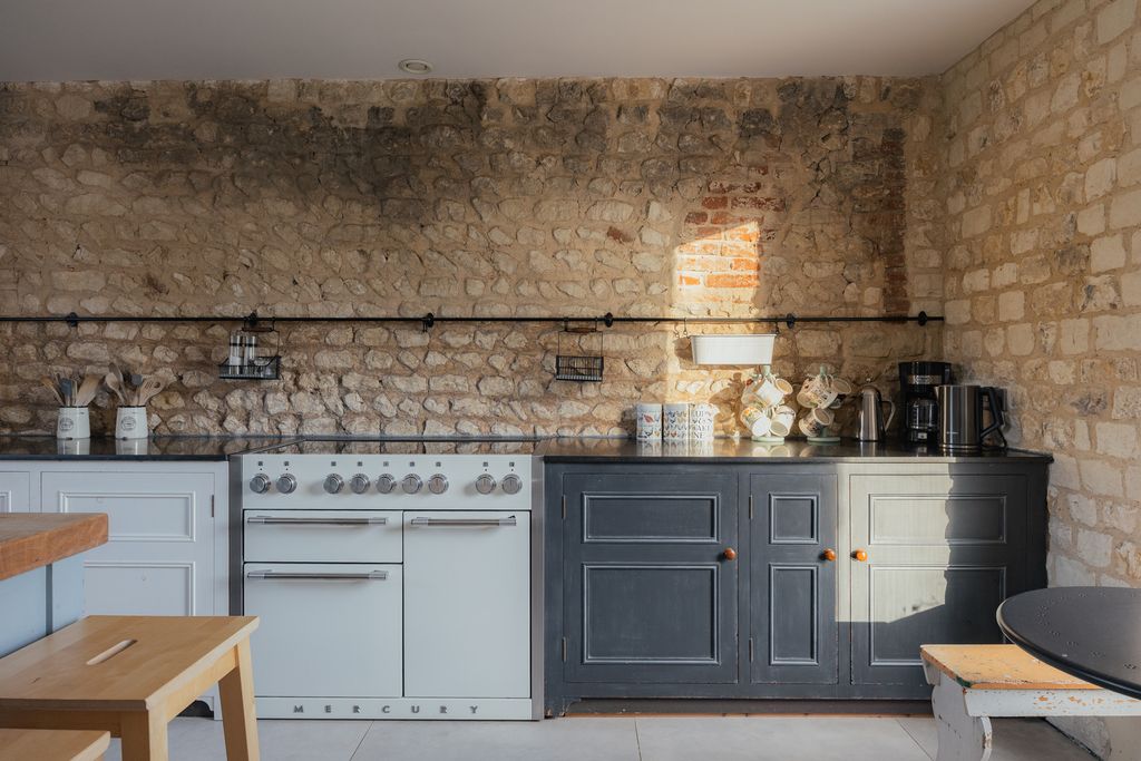 Property photo 2 of 36 320565 - Leo, Stanhoe-17.Jpg