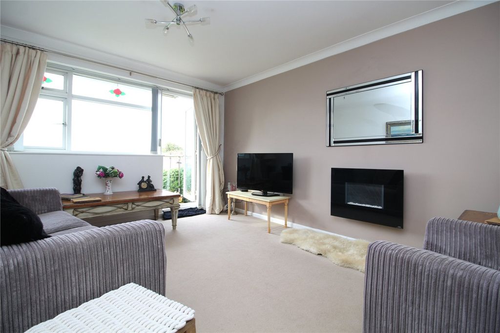 Property photo 2 of 11 Picture No. 05