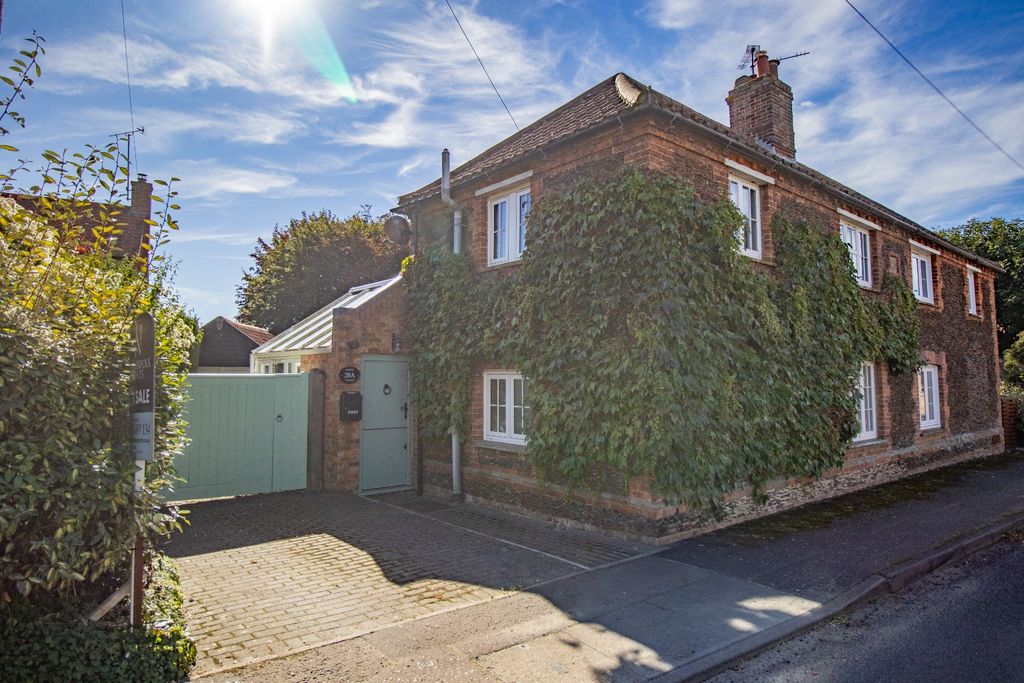 Property photo 1 of 32 3866161