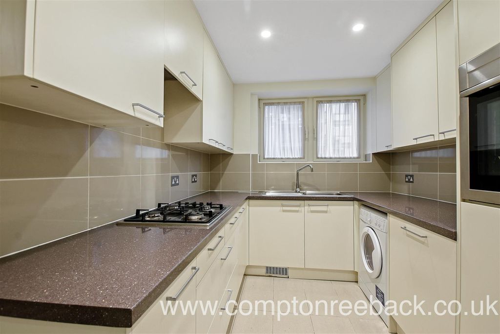 Property photo 2 of 8 Blazer Court - 12.Jpg