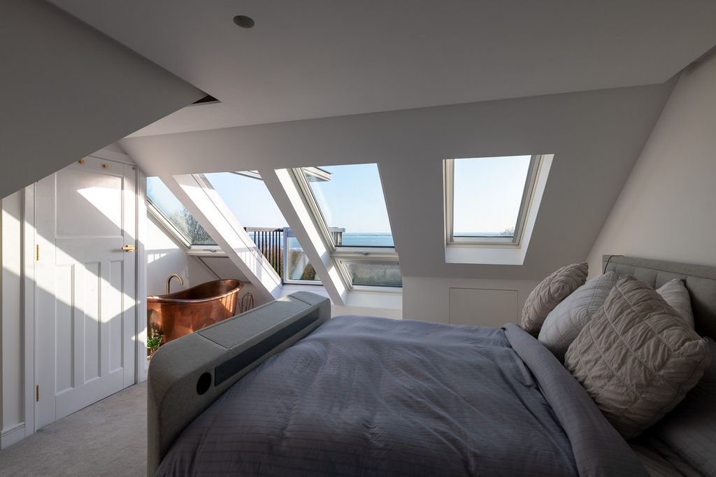 Property photo 3 of 30