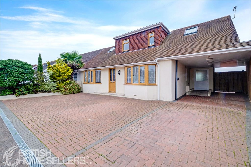 Property photo 2 of 18 Picture No. 05