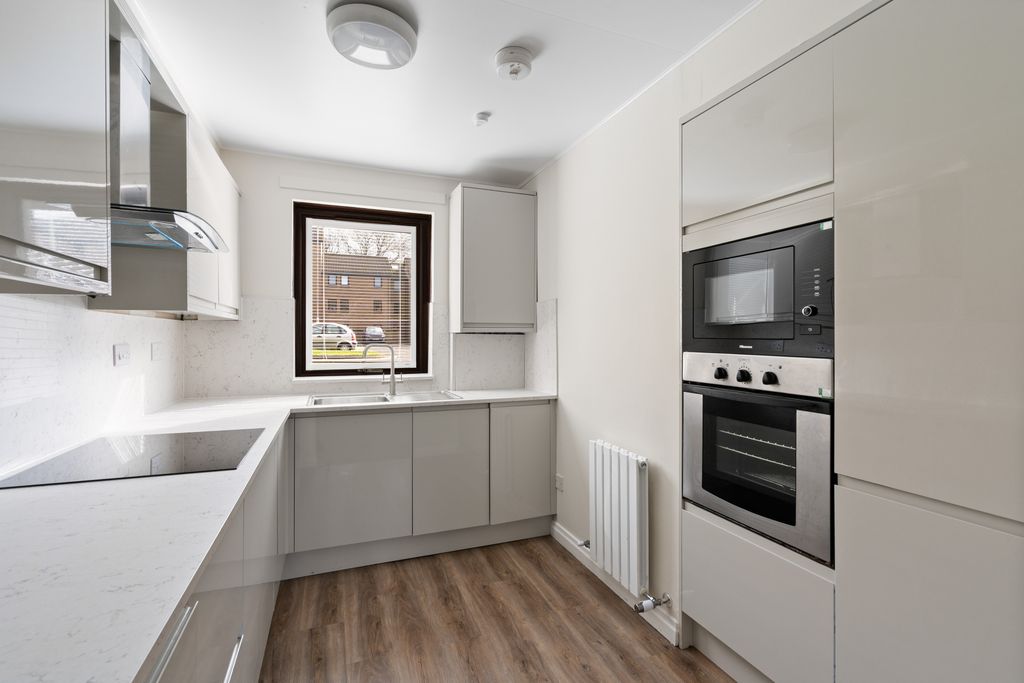 Property photo 3 of 21 Property Image 3