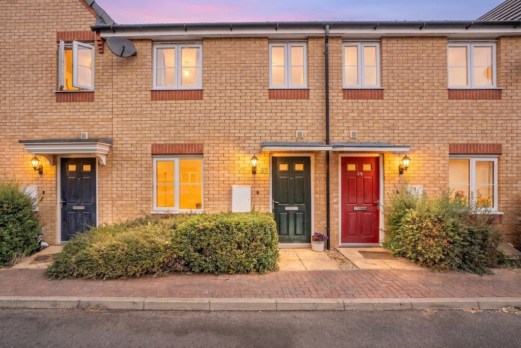 Property photo 1 of 25