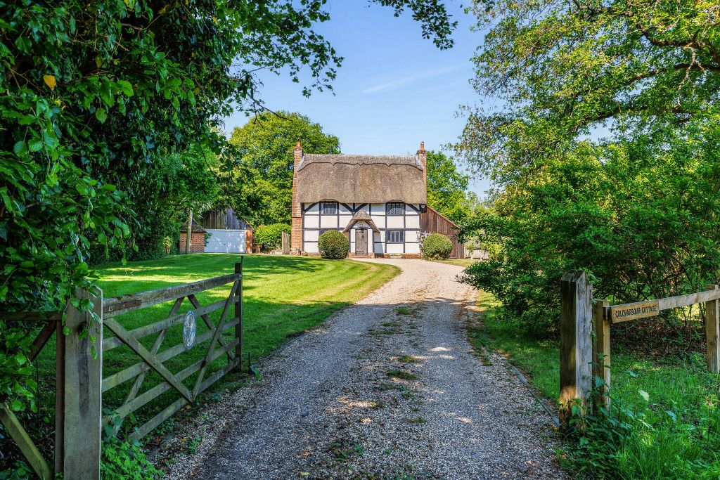 Property photo 1 of 13
