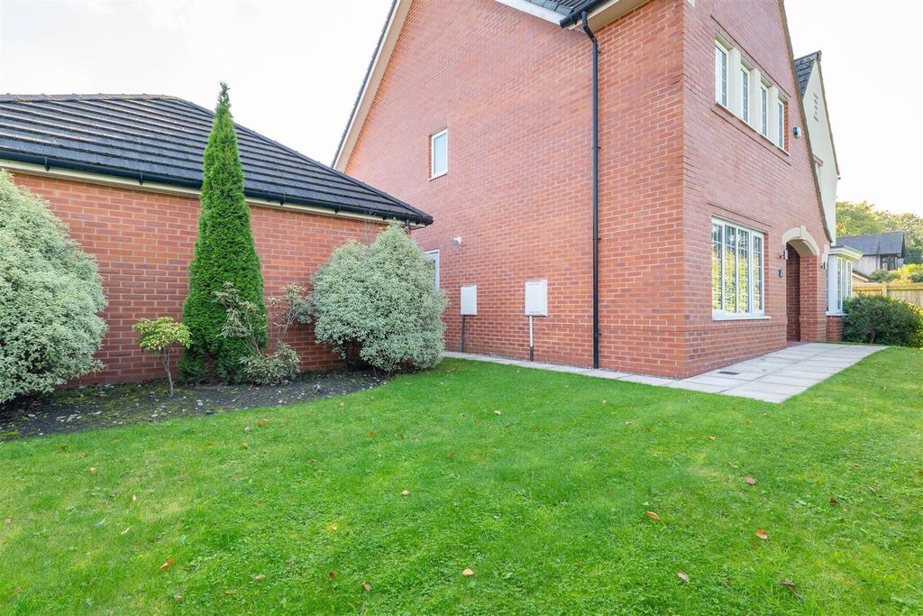 Additional image 17 of 4 bed detached house for saleHampton Grove, Leyland PR25