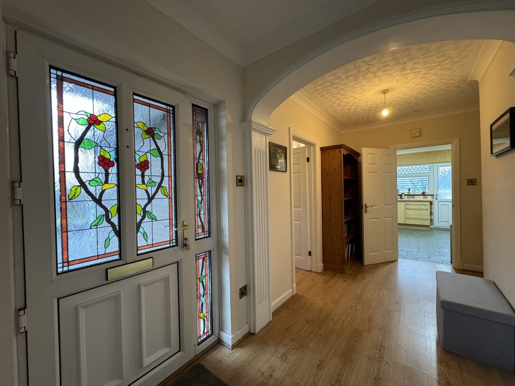 Property photo 2 of 30 Hallway