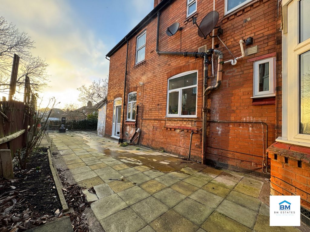 Property photo 3 of 10 Photo 3