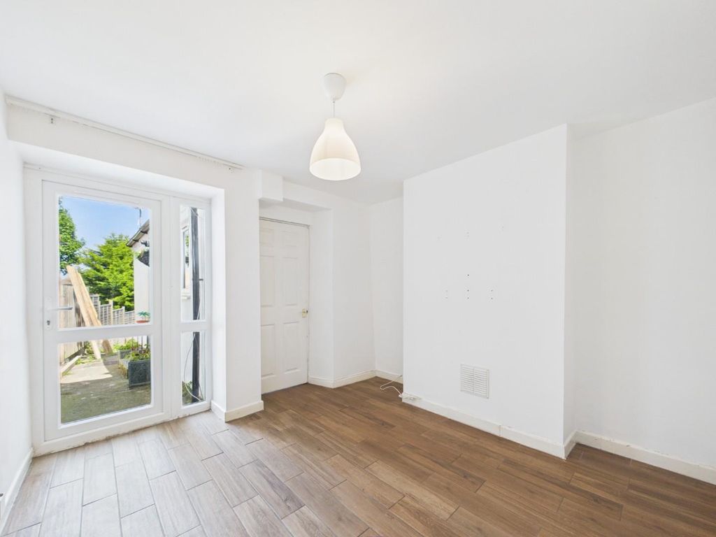 Property photo 1 of 23 Cam01576G0-Pr0373-Still008.Jpg