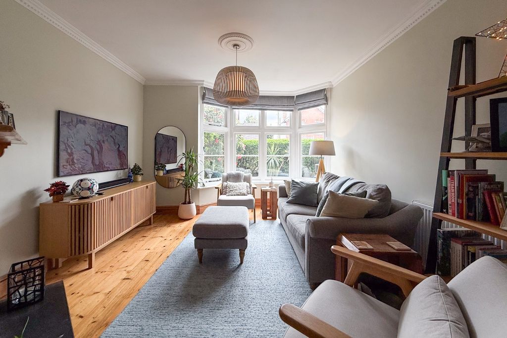 Property photo 2 of 16 5048584