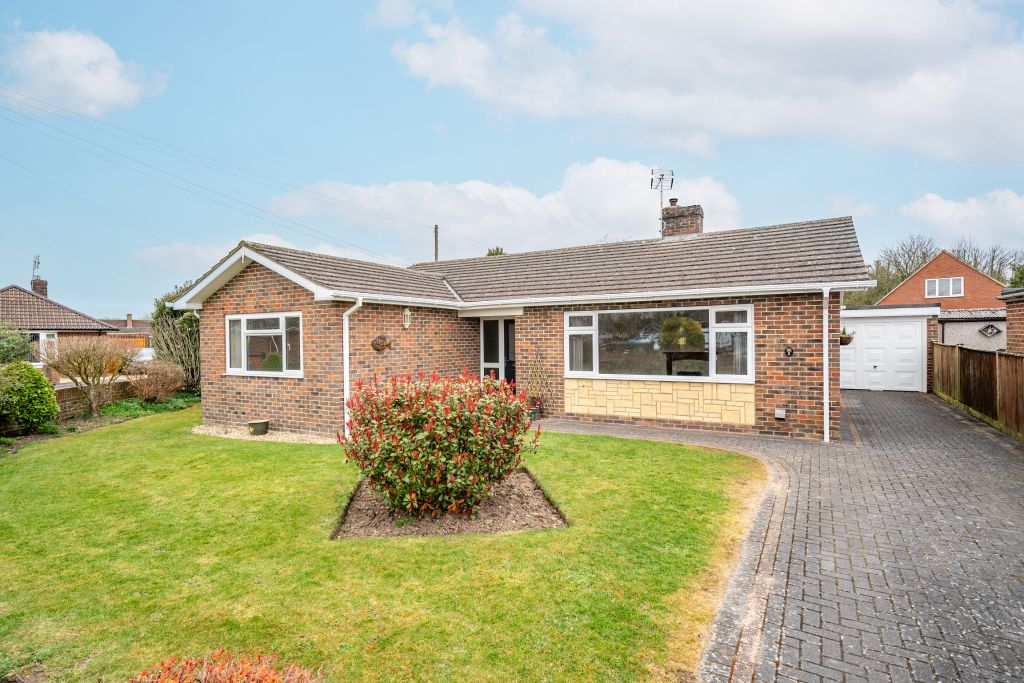 Property photo 1 of 24